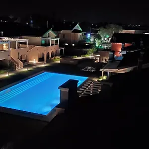 Vanilla Apartment